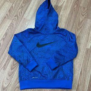 Nike hoodie size 5
